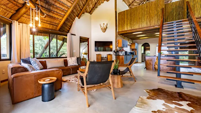 Nahyeeni Lodge